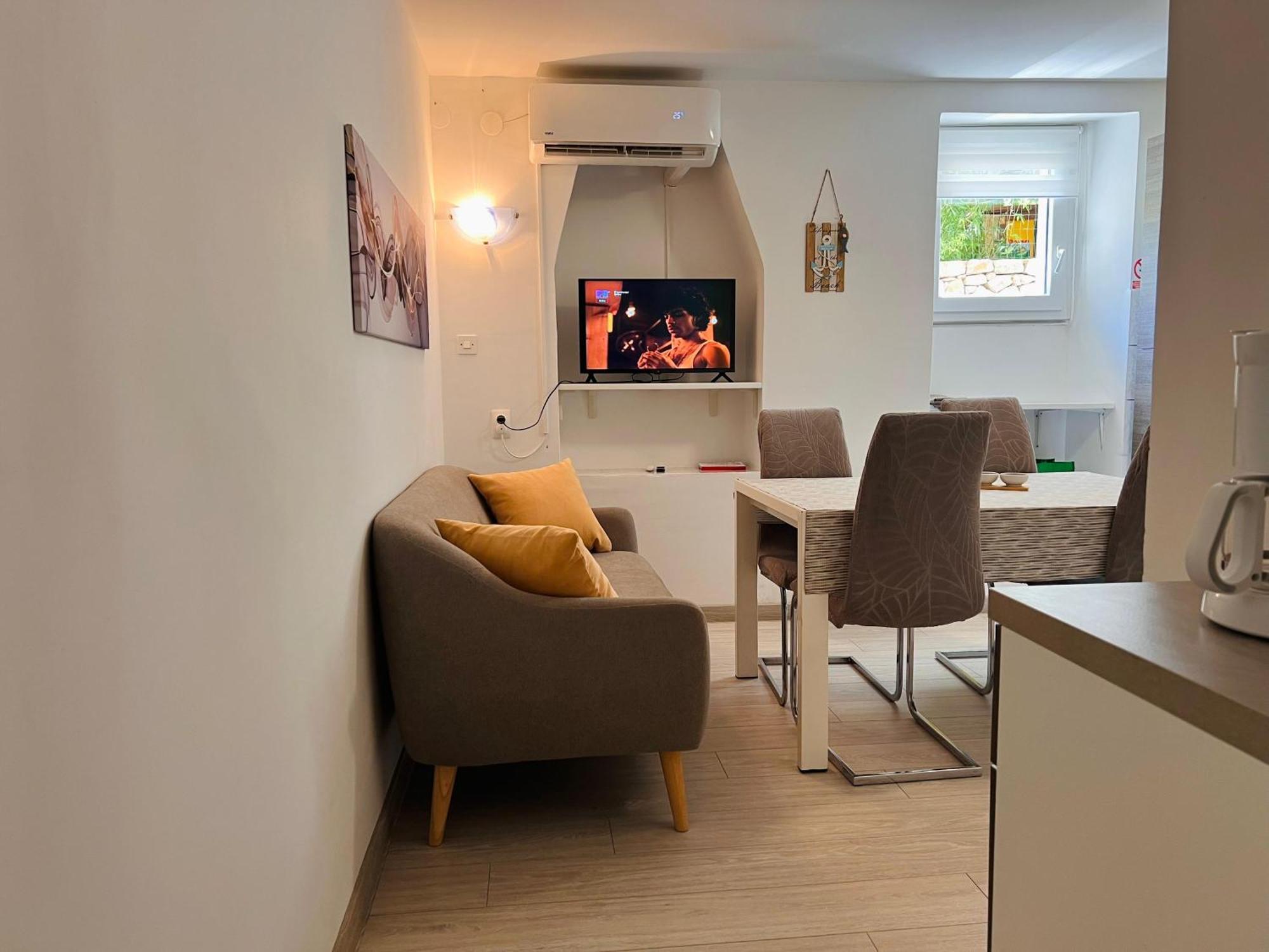 Apartman Gabriela マリ・ロシニュ エクステリア 写真
